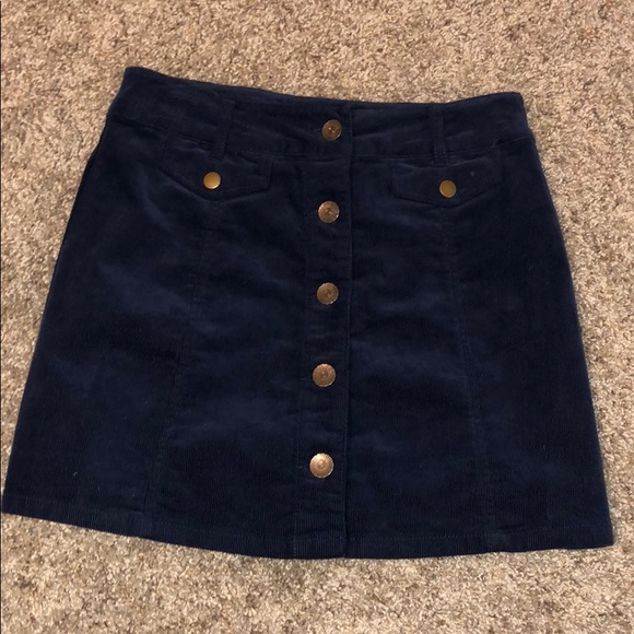 Women’s swayed skirt - Picture 1 of 2